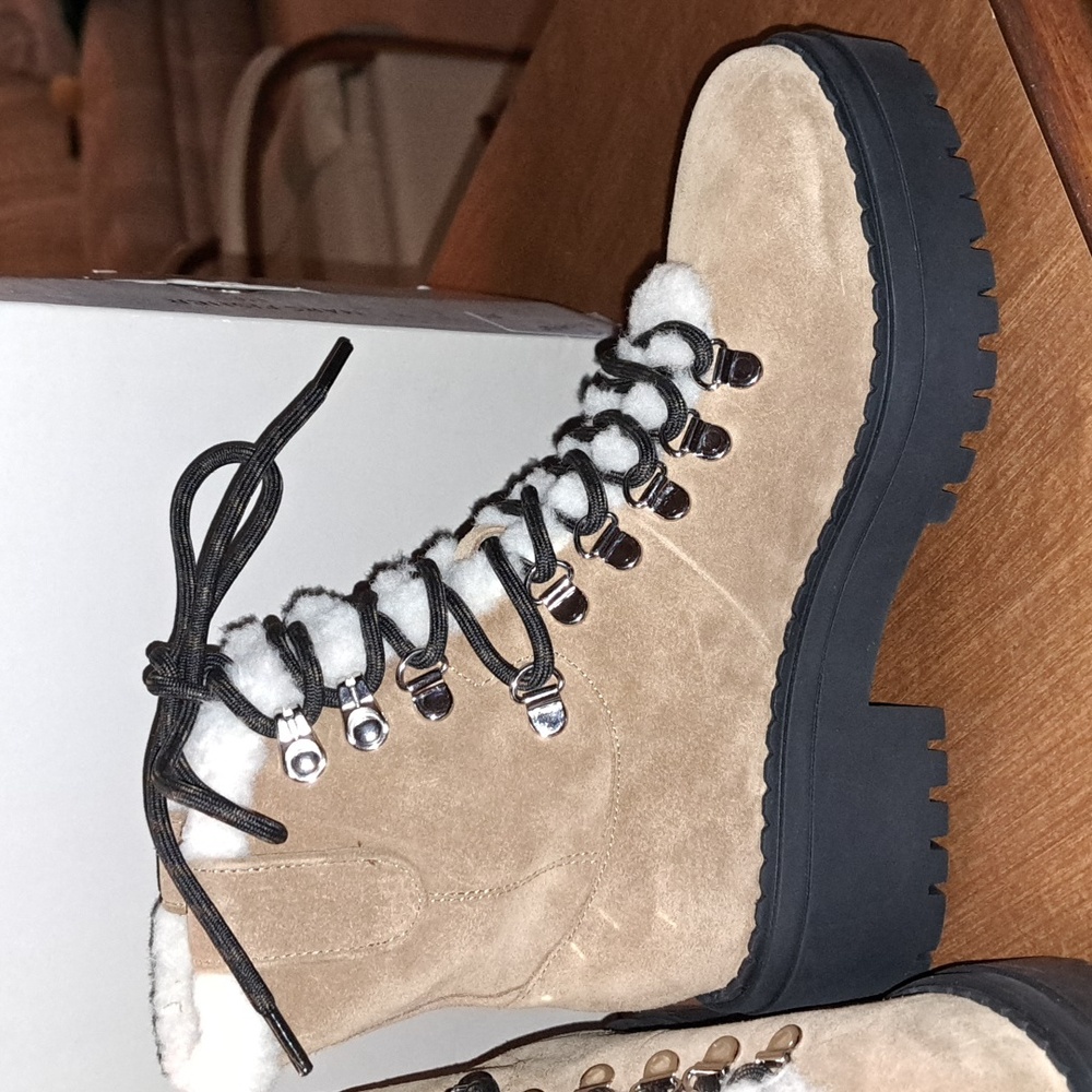 Marc Fisher SALE 6M natural multi suede nalina - Picture 3 of 7